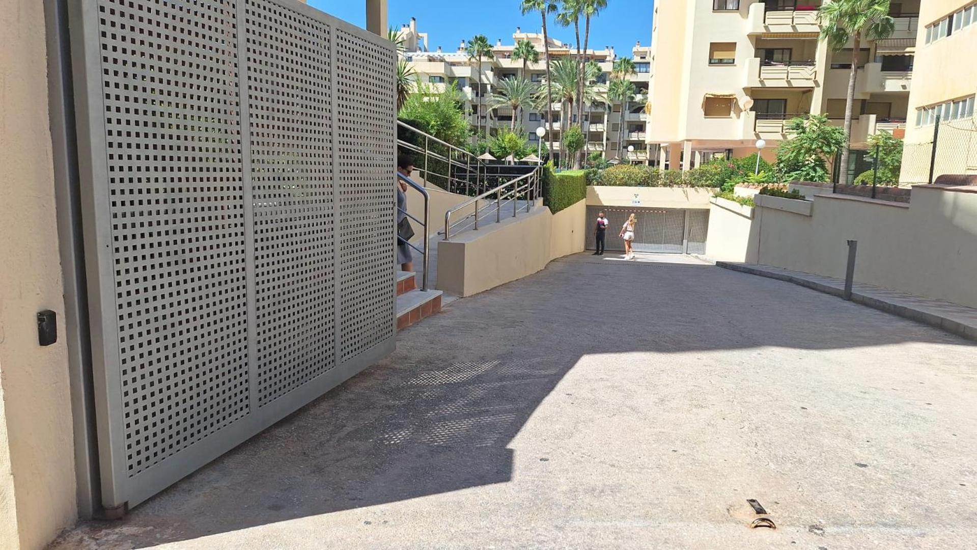 Primera Linea Del Mar - Acceso Directo Playa Carihuela Torremolinos Exterior photo